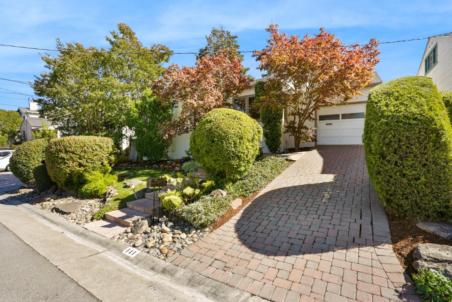 Neighborhood Neighborhood-30