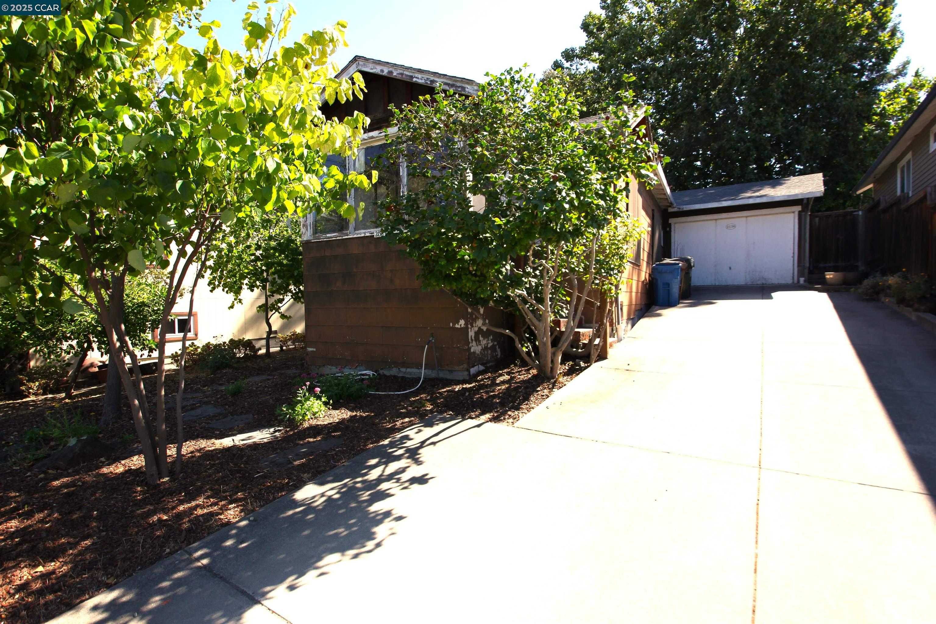 Neighborhood-7