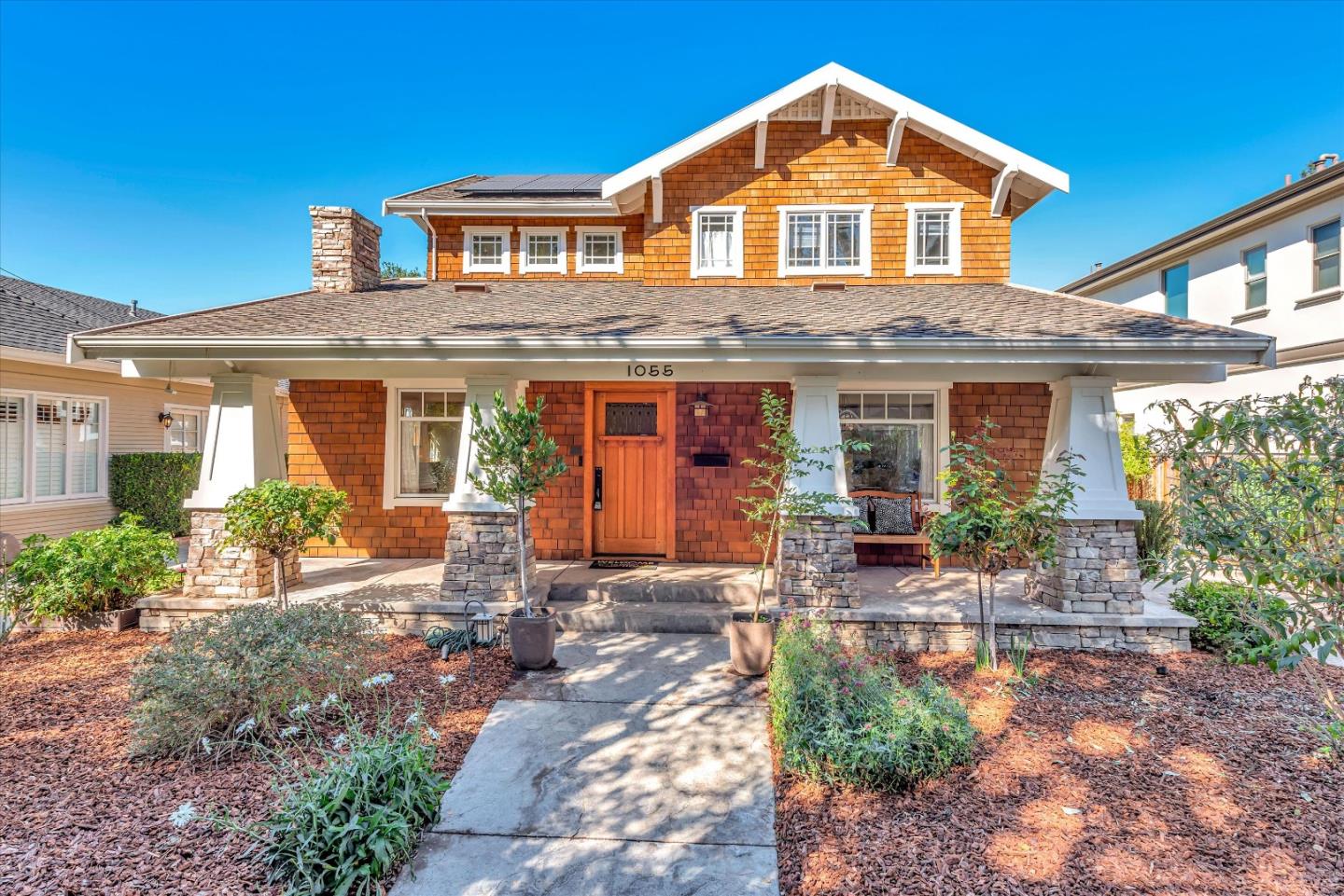 Neighborhood Neighborhood-79