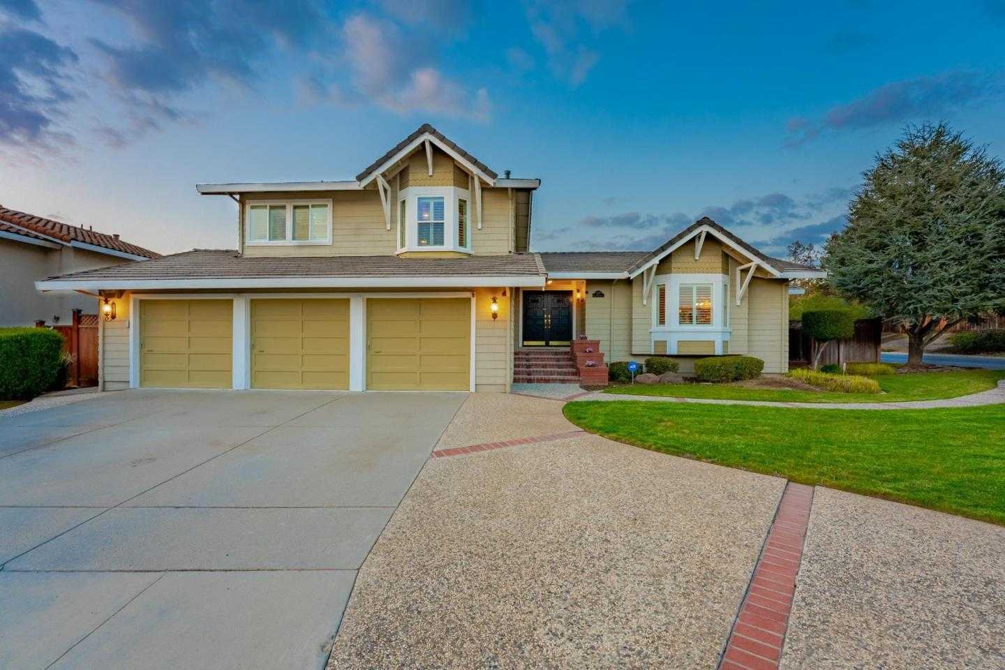 Neighborhood Neighborhood-3