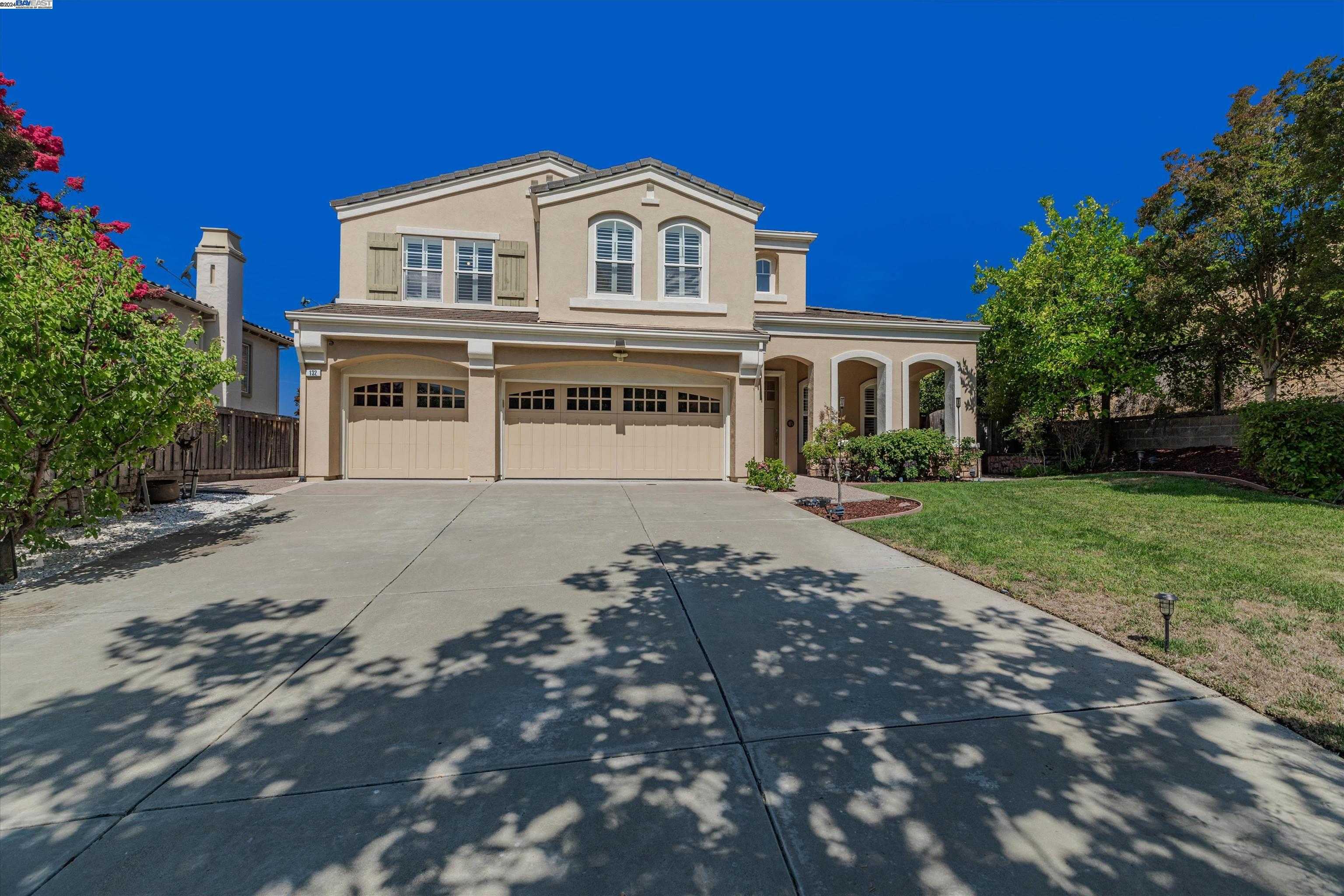 Neighborhood Neighborhood-25