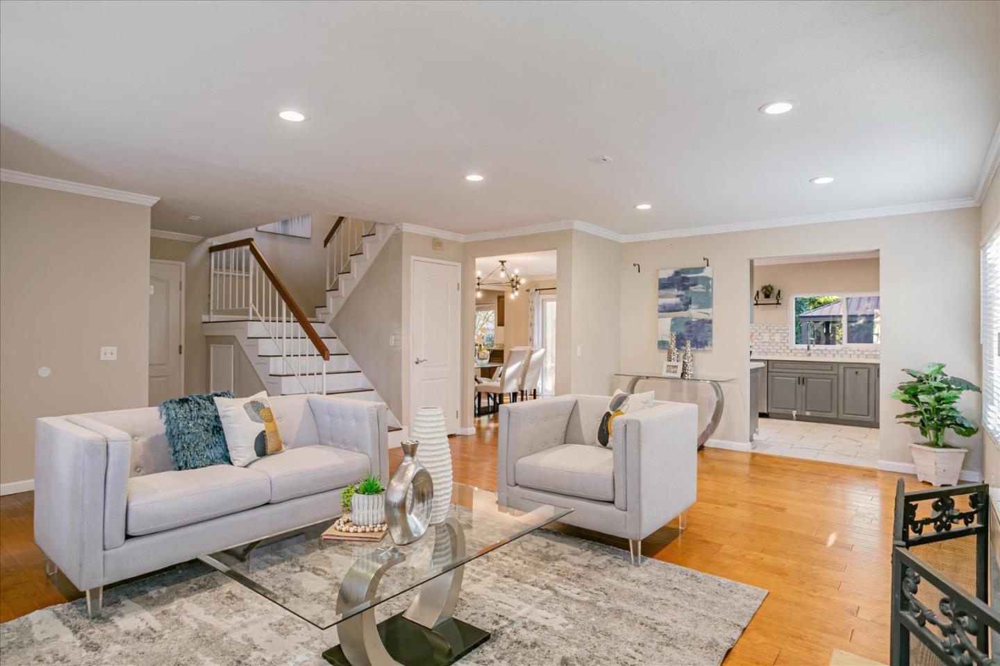 Neighborhood Neighborhood-3