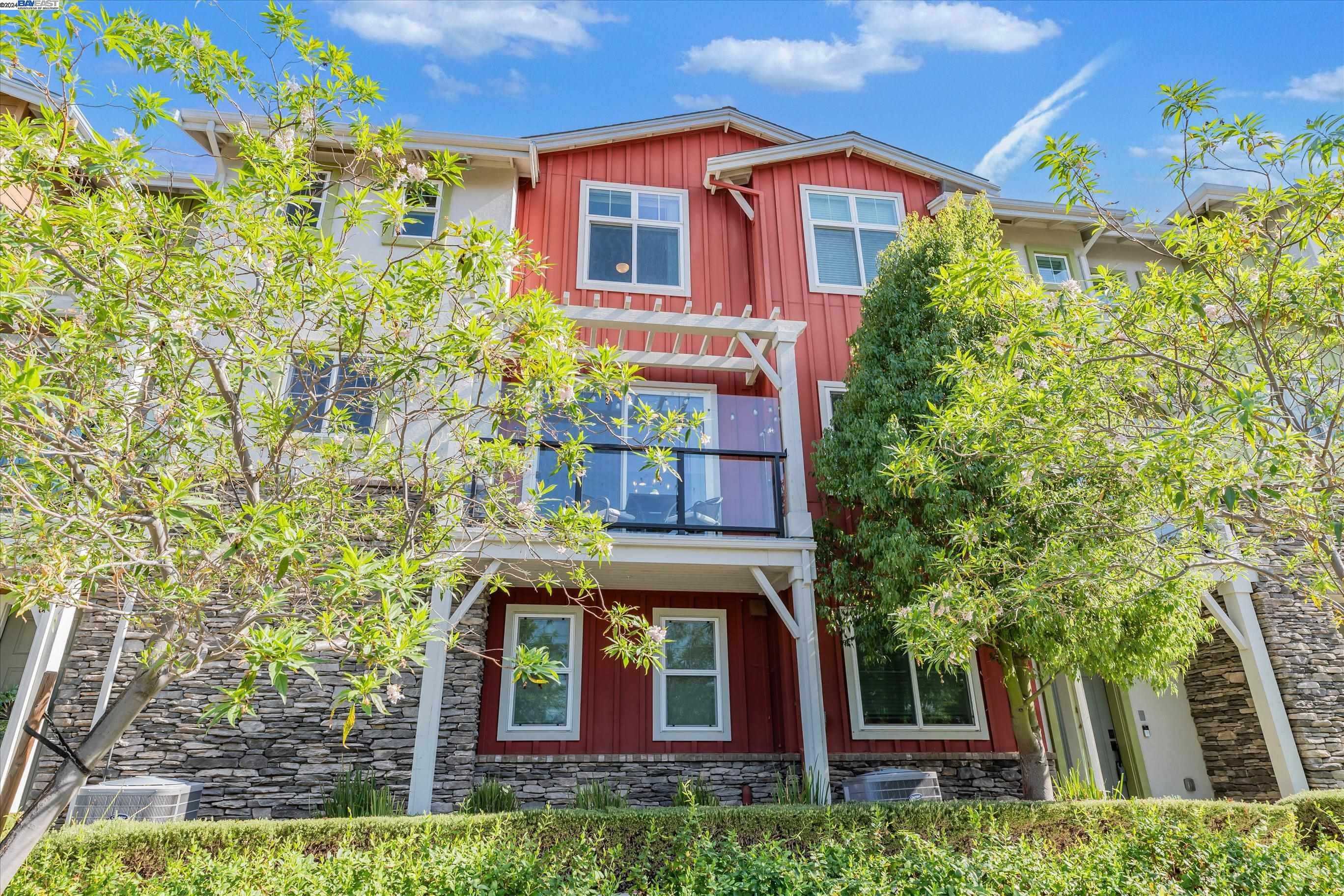 Neighborhood Neighborhood-8