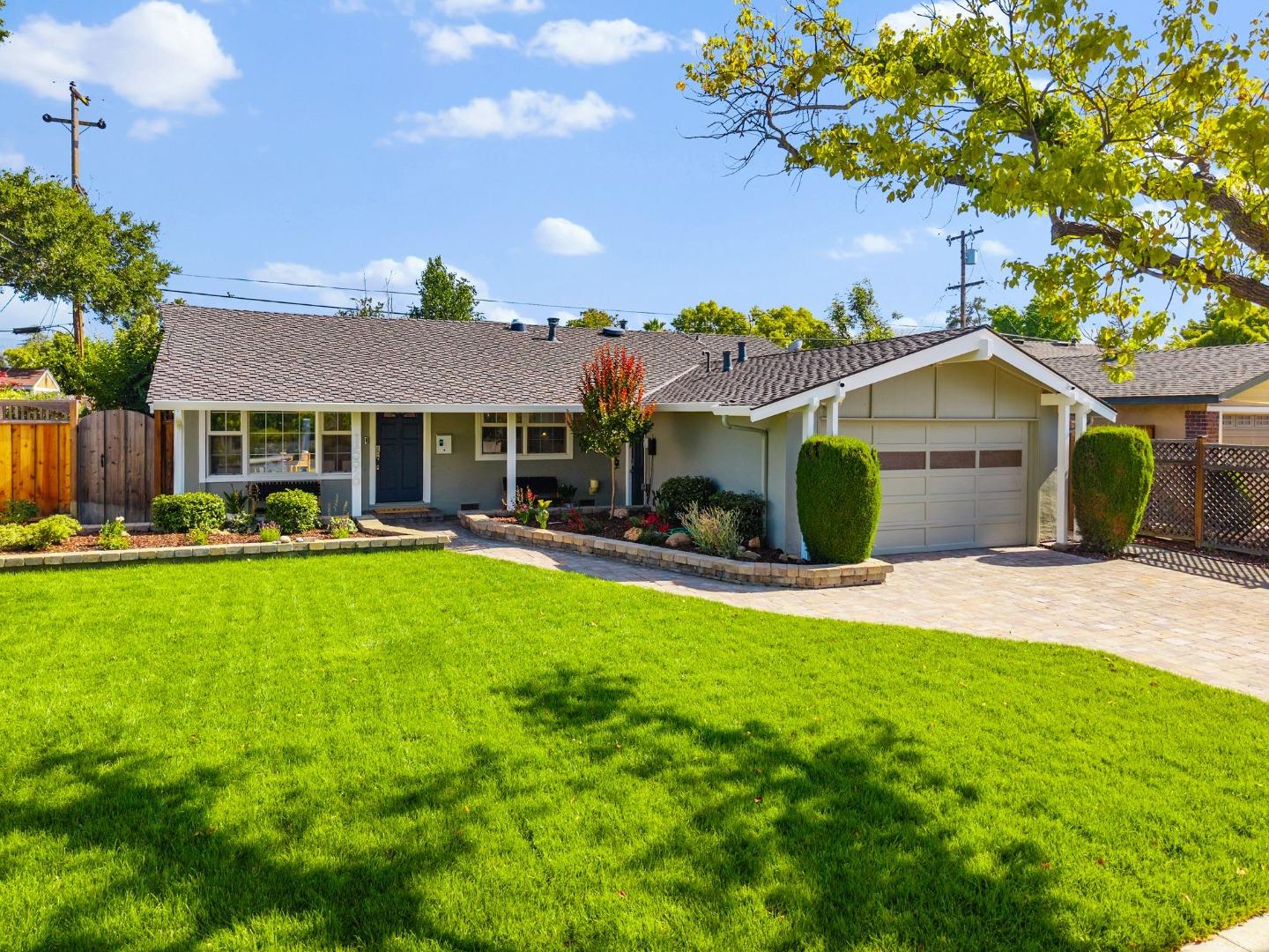 Neighborhood Neighborhood-16