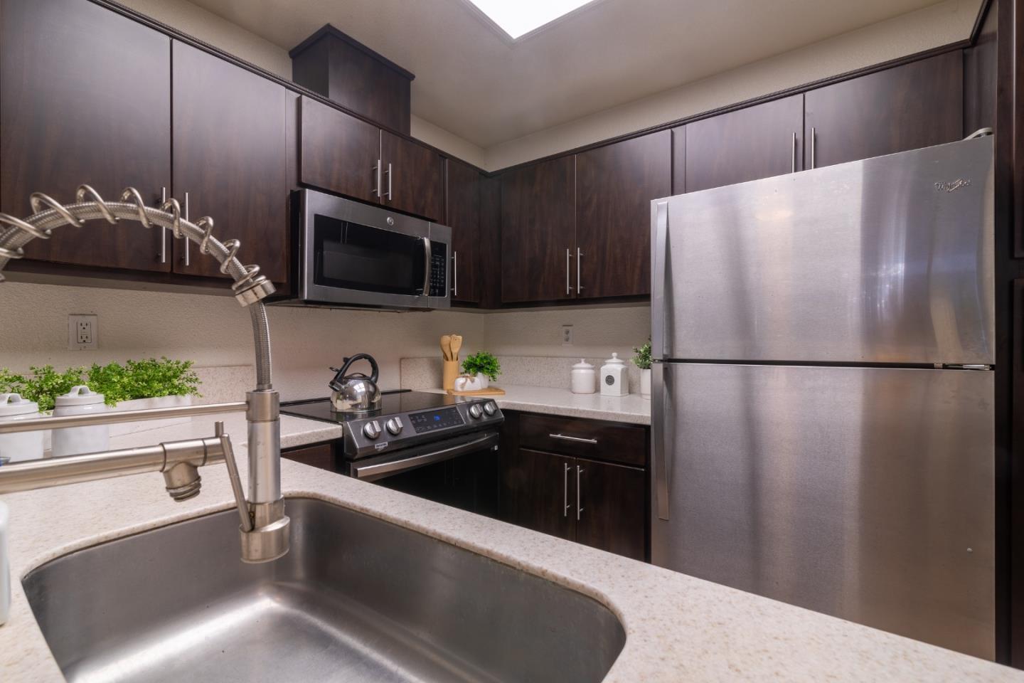 Neighborhood Neighborhood-65