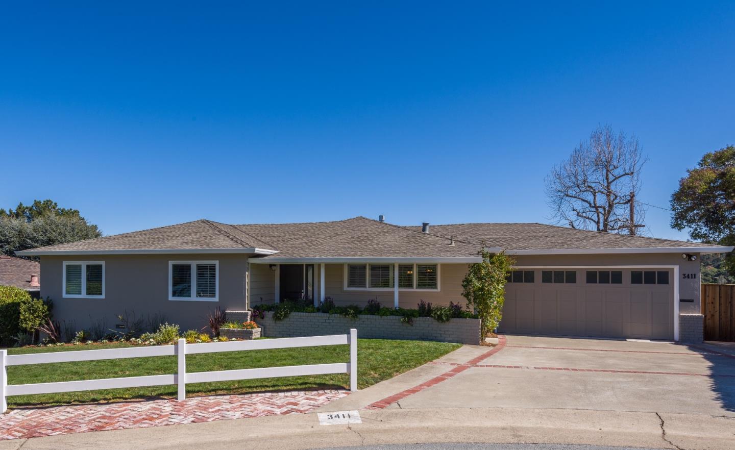 Neighborhood Neighborhood-38