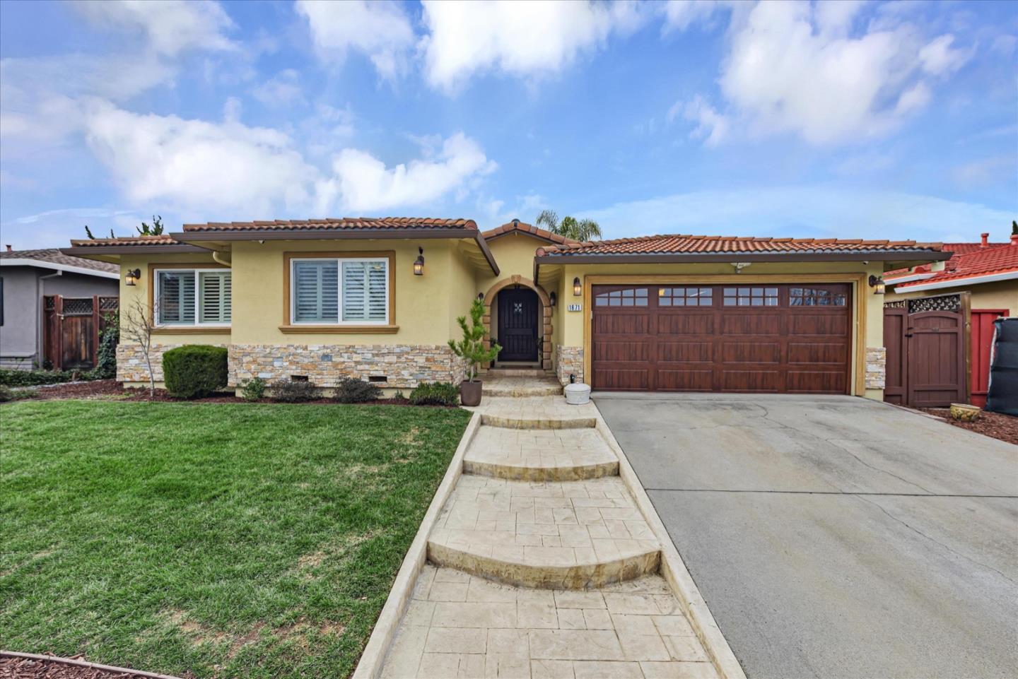 Neighborhood Neighborhood-7