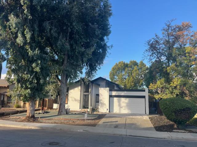 Neighborhood Neighborhood-23