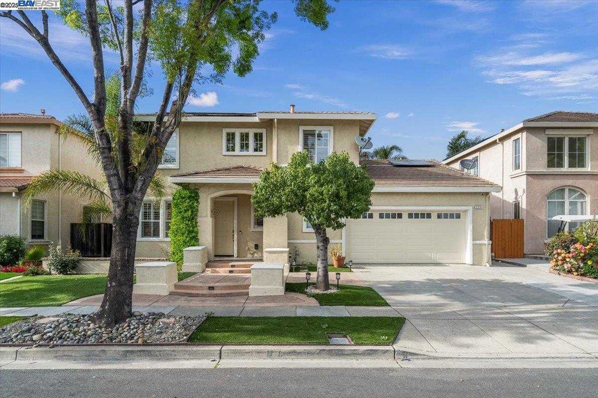 Neighborhood Neighborhood-49