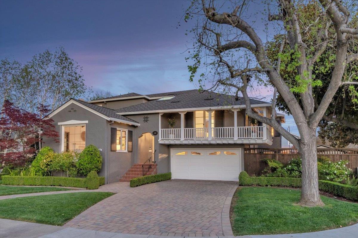 Neighborhood Neighborhood-23