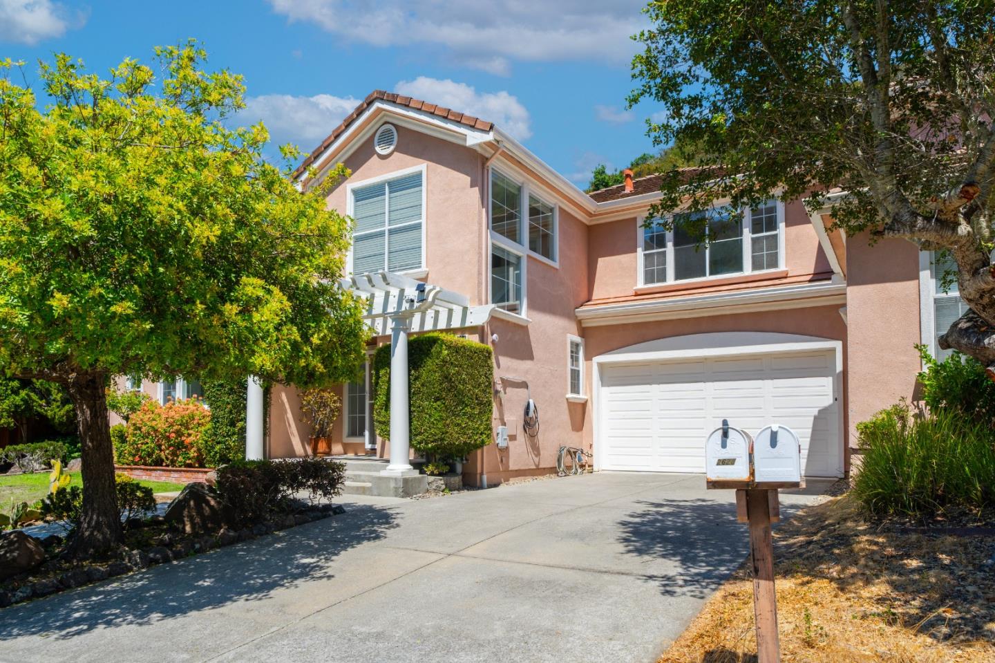 Neighborhood Neighborhood-13