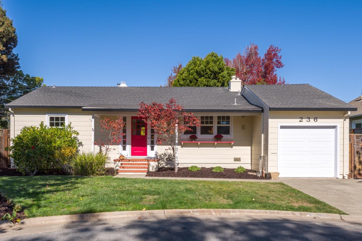 Neighborhood Neighborhood-86