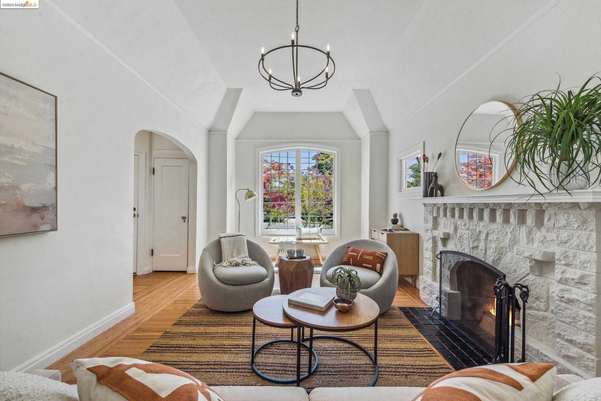 Neighborhood Neighborhood-5