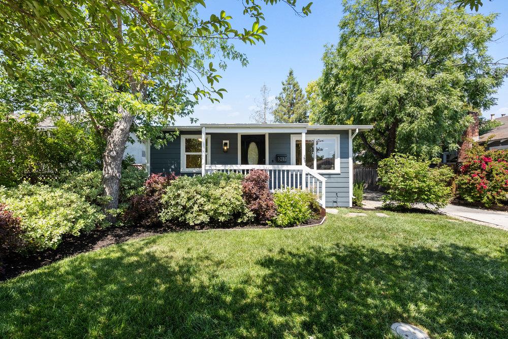 Neighborhood Neighborhood-46