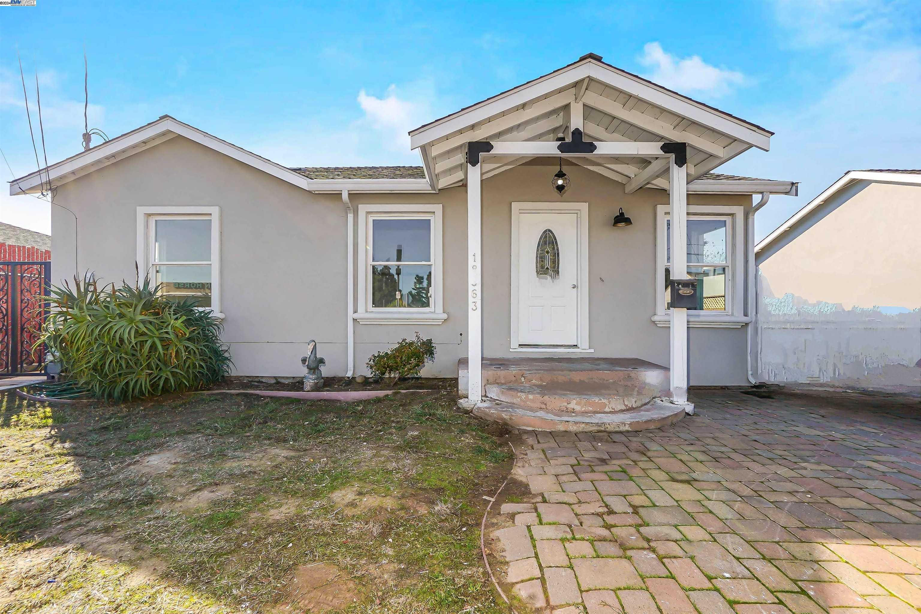 Neighborhood Neighborhood-12