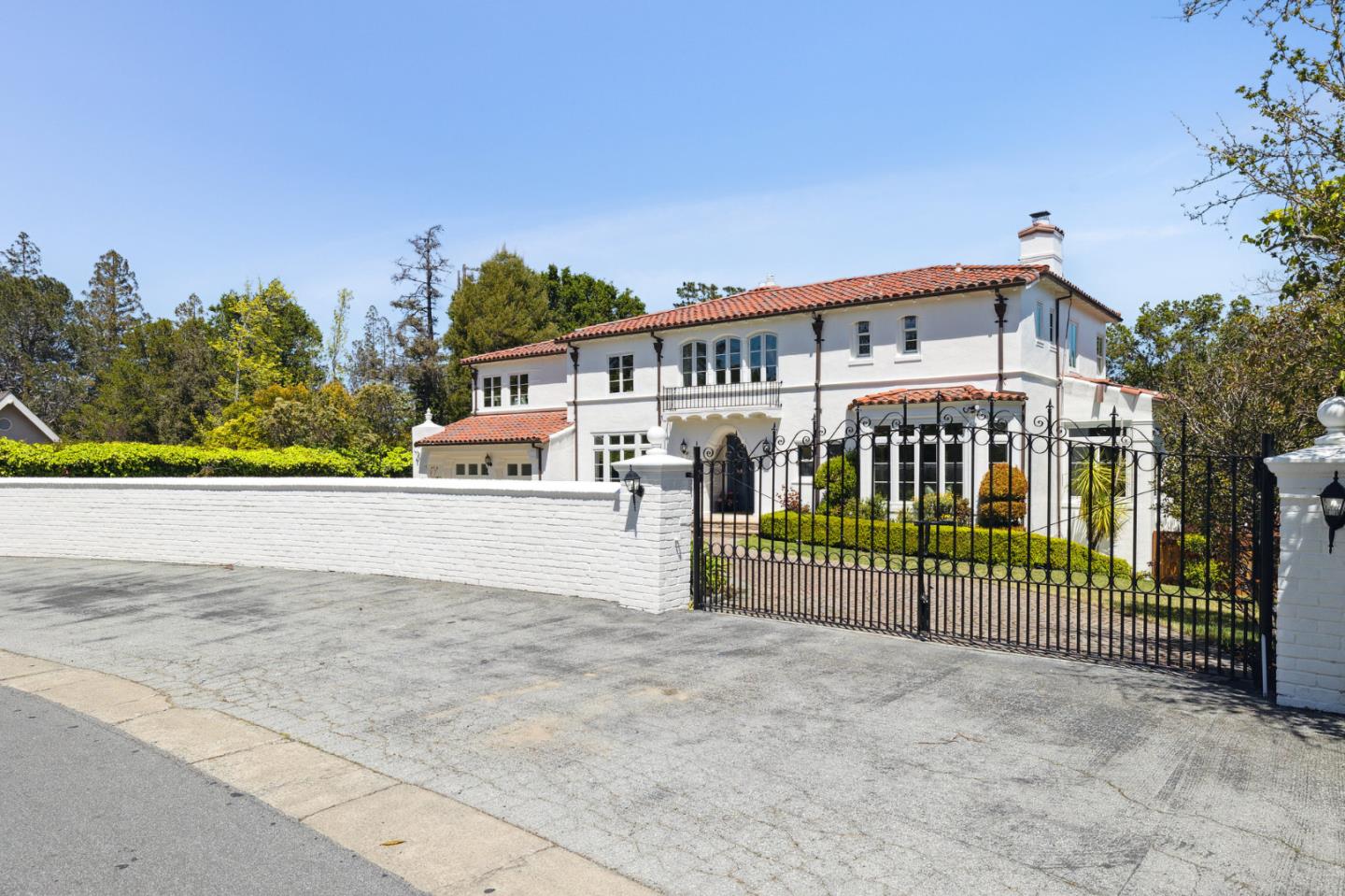 Neighborhood Neighborhood-29