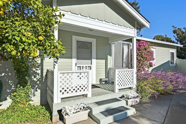 Neighborhood Neighborhood-101