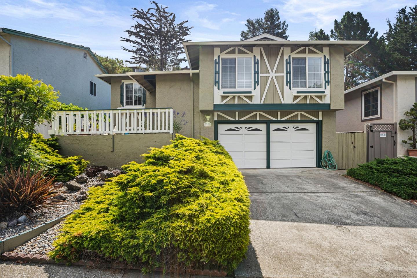 Neighborhood Neighborhood-6