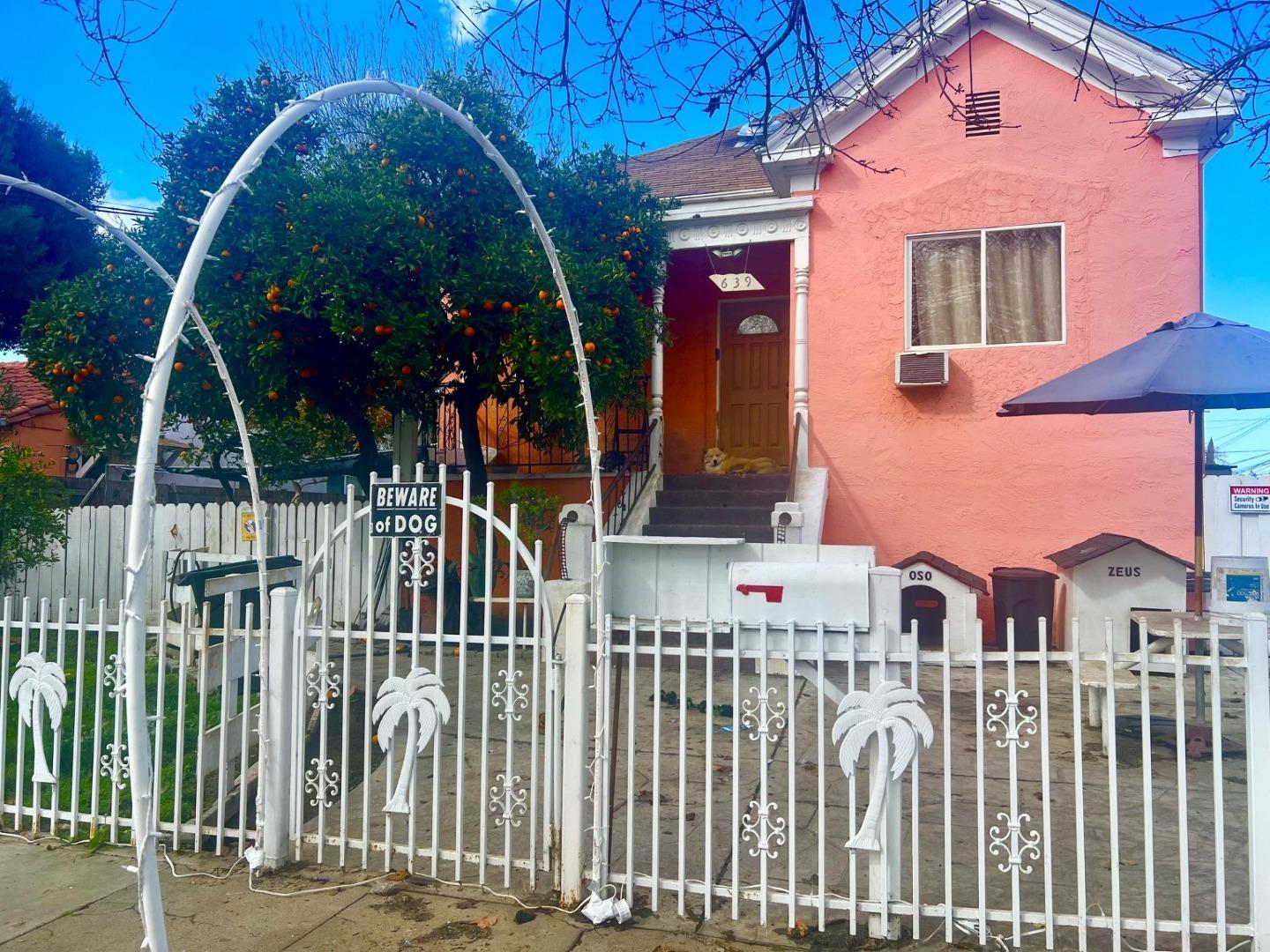 Neighborhood-4