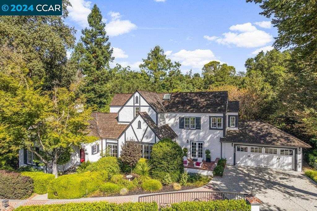 Neighborhood Neighborhood-11