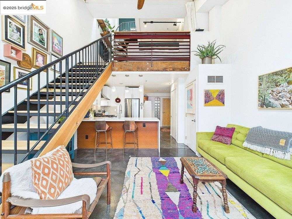 Neighborhood Neighborhood-18