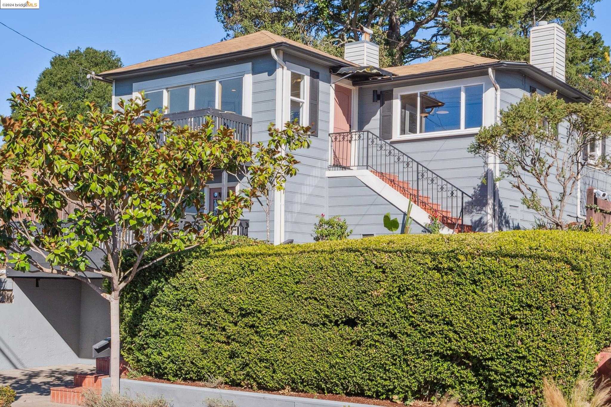 Neighborhood Neighborhood-3