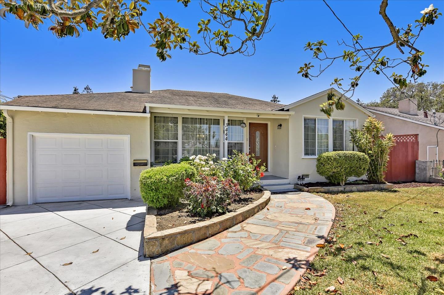 Neighborhood Neighborhood-15