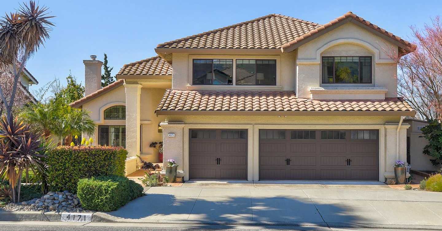 Neighborhood Neighborhood-9