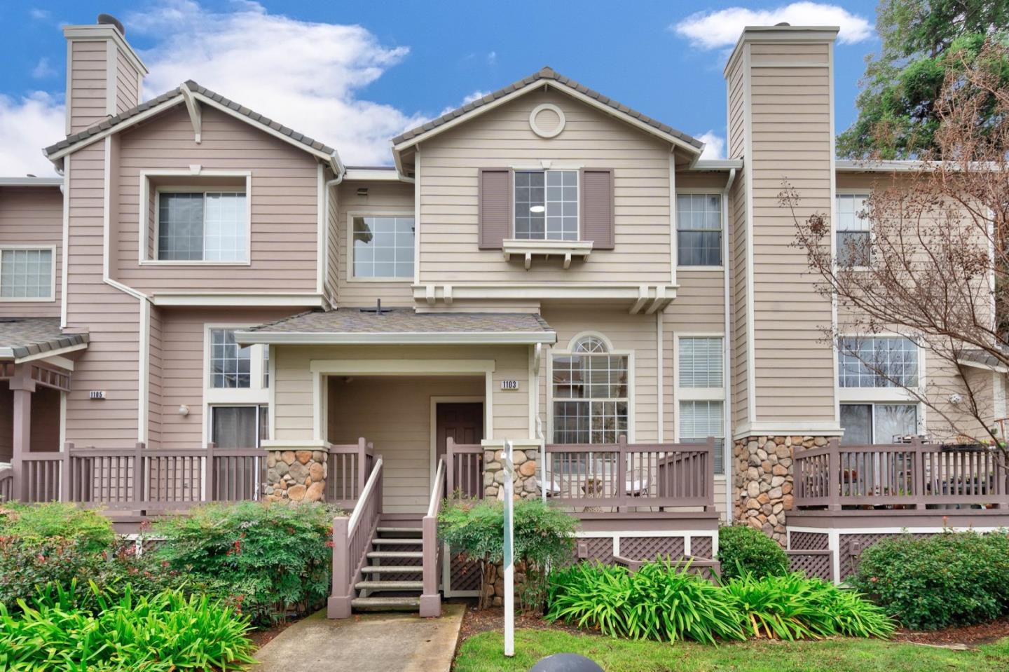 Neighborhood Neighborhood-21