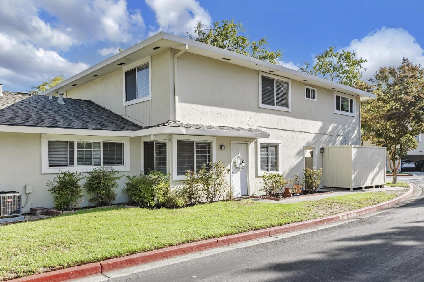 Neighborhood Neighborhood-3