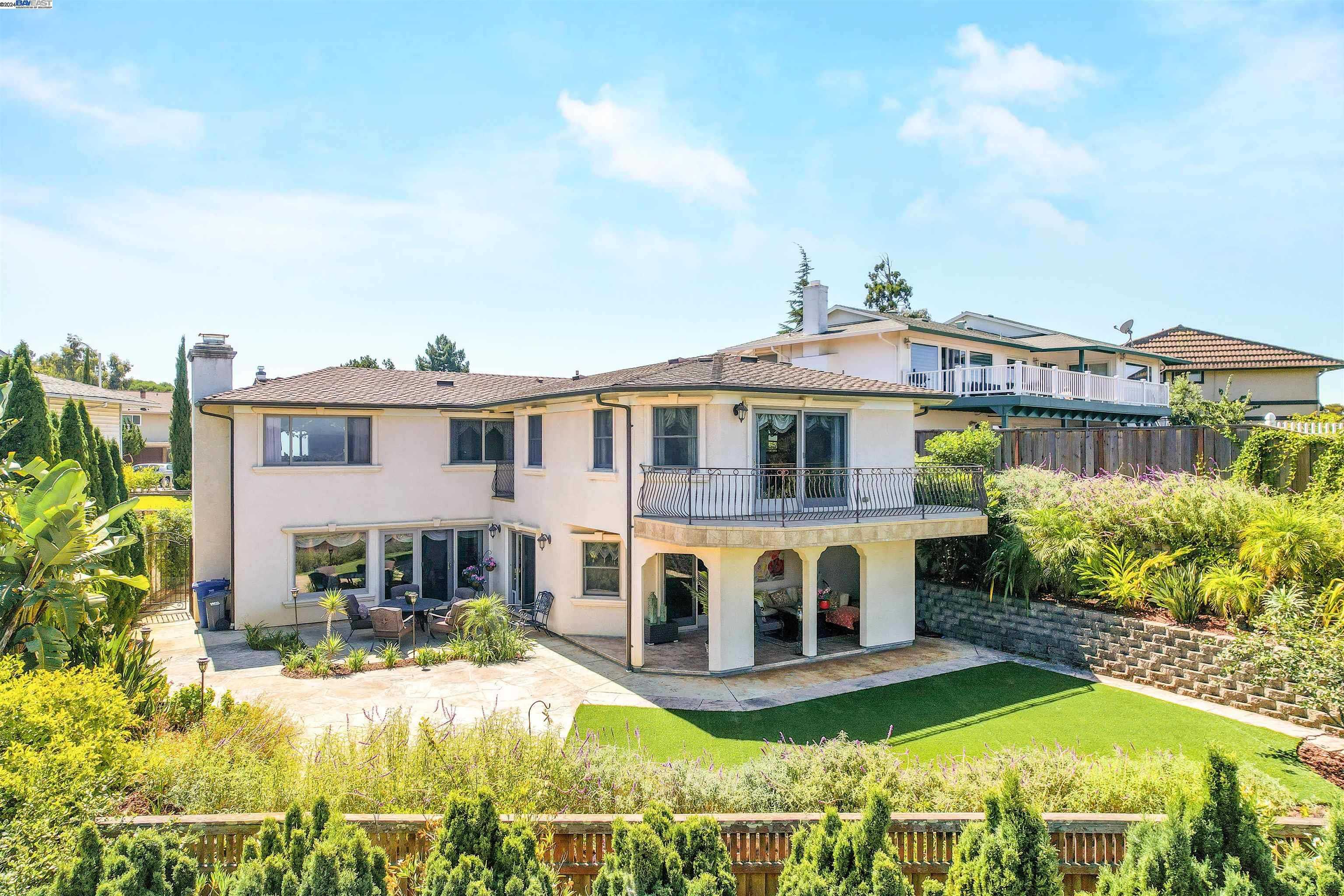 Neighborhood Neighborhood-45