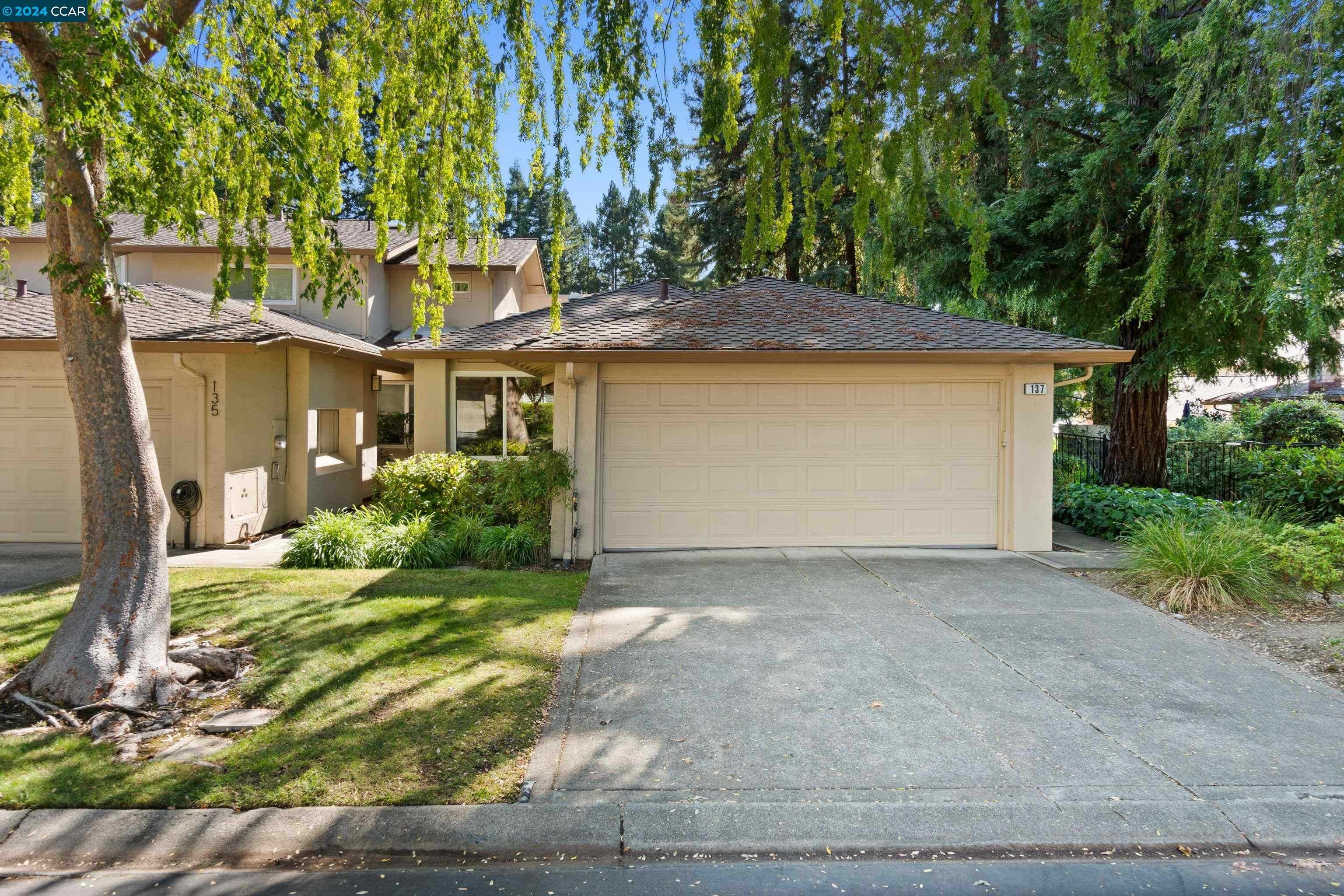 Neighborhood Neighborhood-15