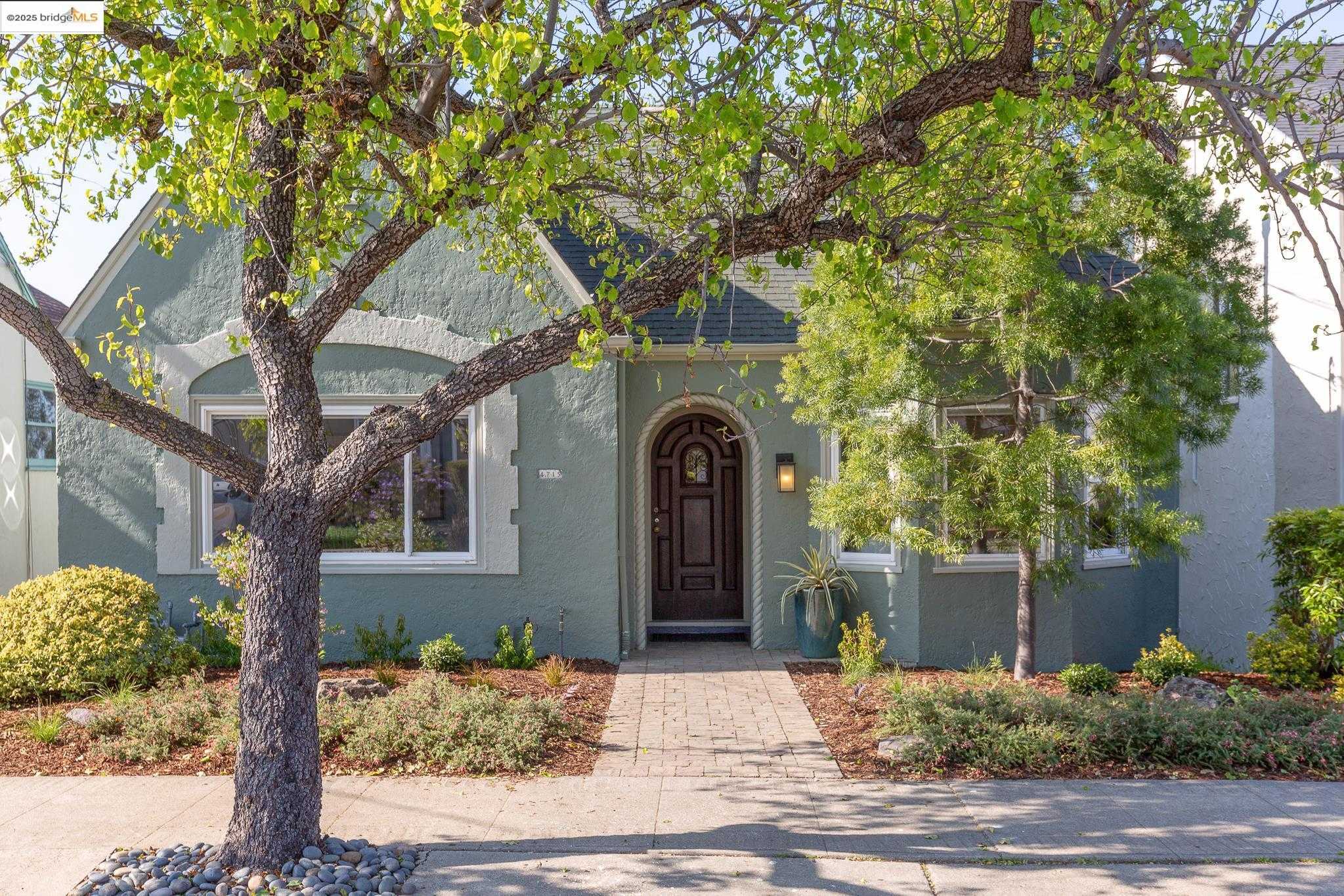 Neighborhood Neighborhood-17