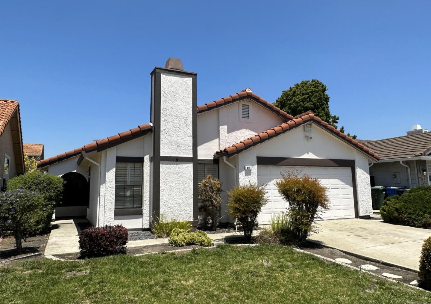 Neighborhood Neighborhood-98