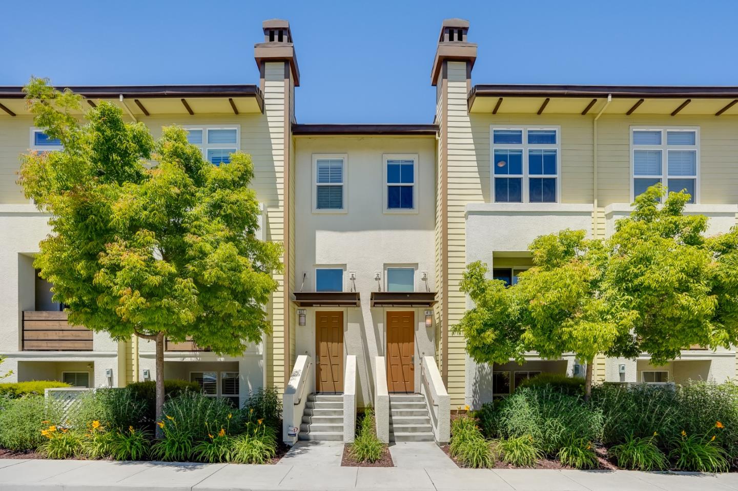 Neighborhood Neighborhood-76