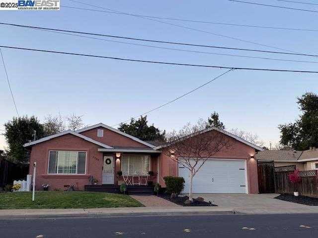 Neighborhood Neighborhood-5