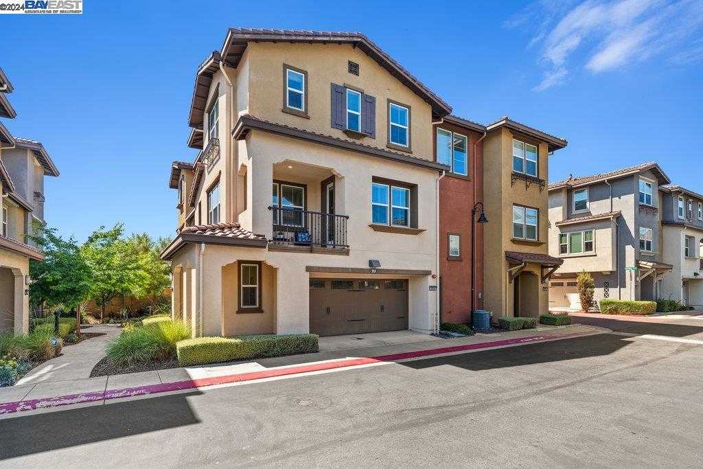 Neighborhood Neighborhood-3