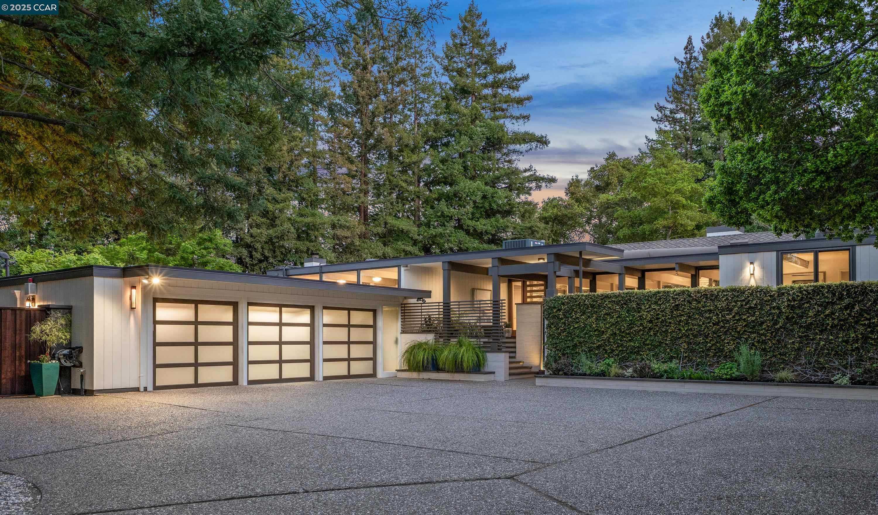 Neighborhood Neighborhood-12