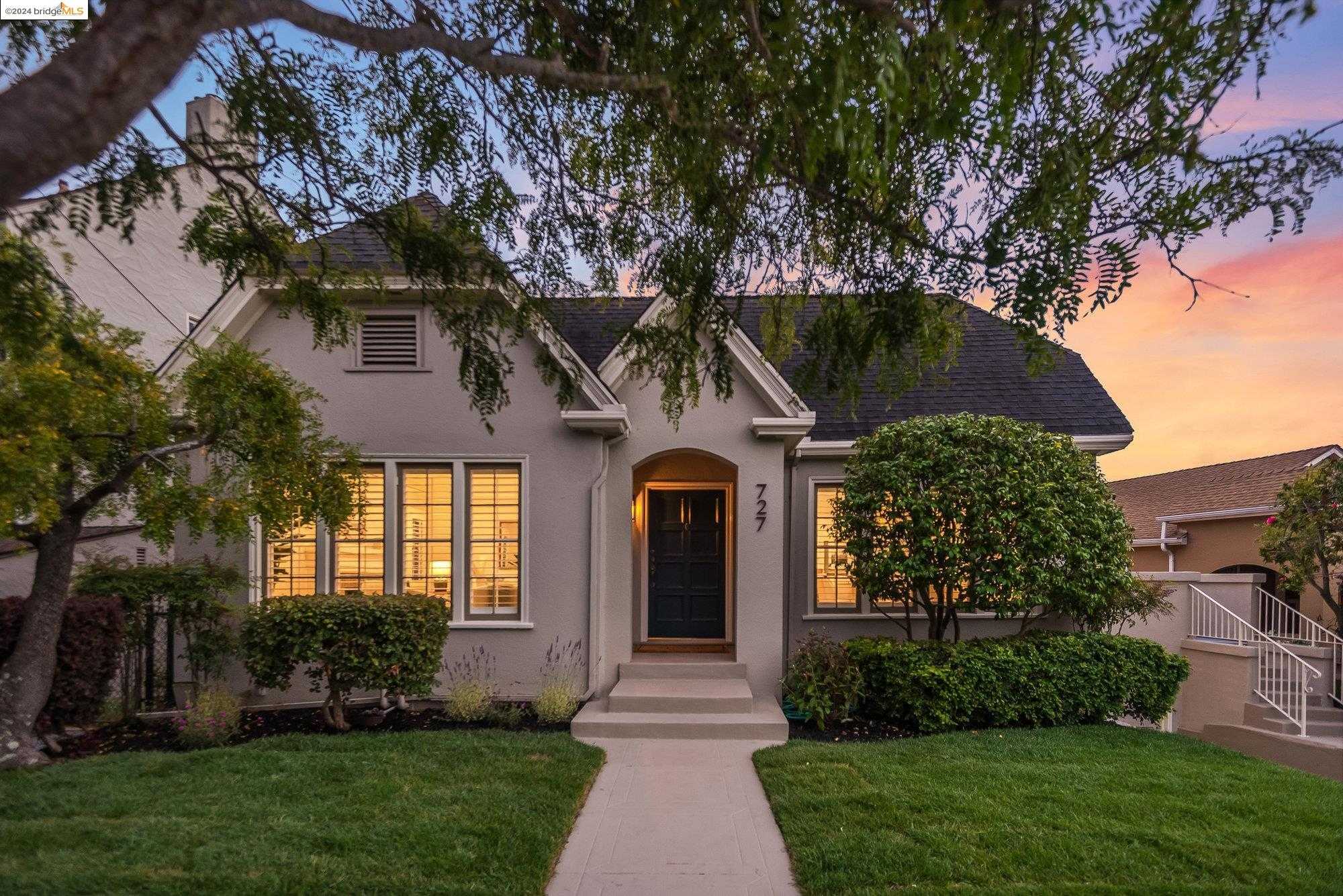 Neighborhood Neighborhood-22