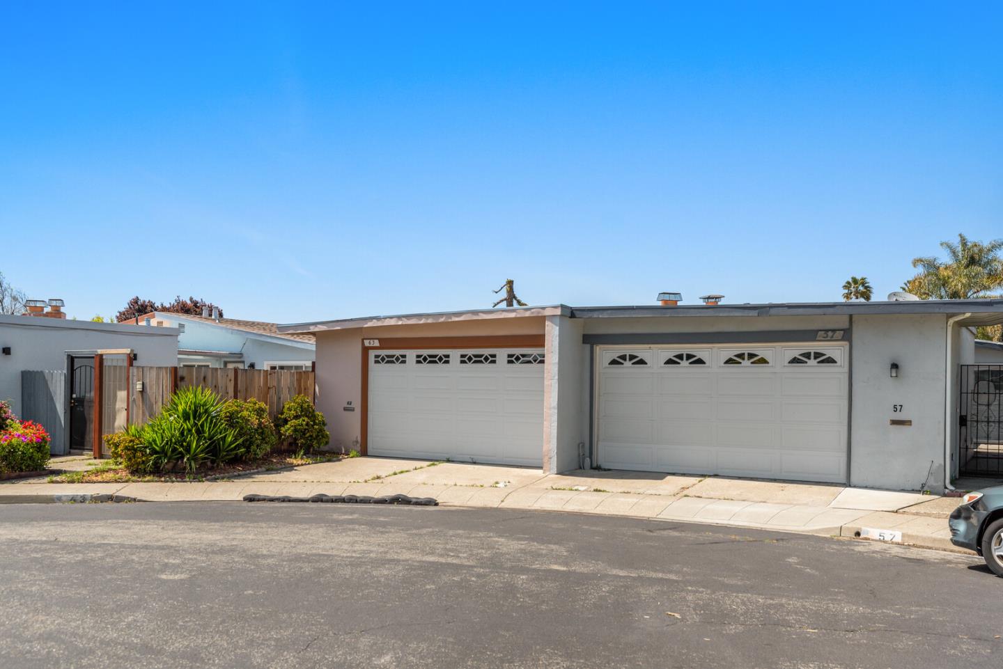 Neighborhood Neighborhood-43