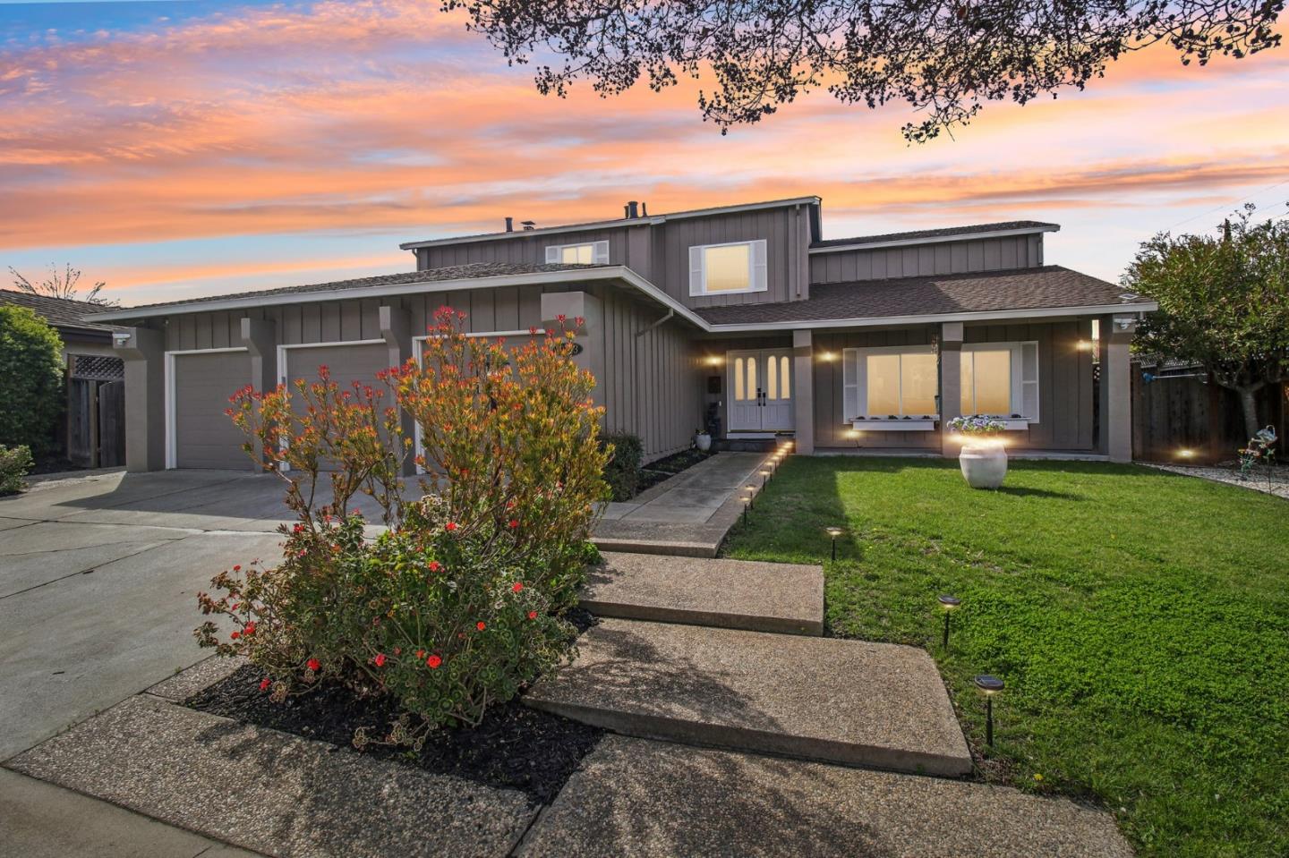 Neighborhood Neighborhood-33