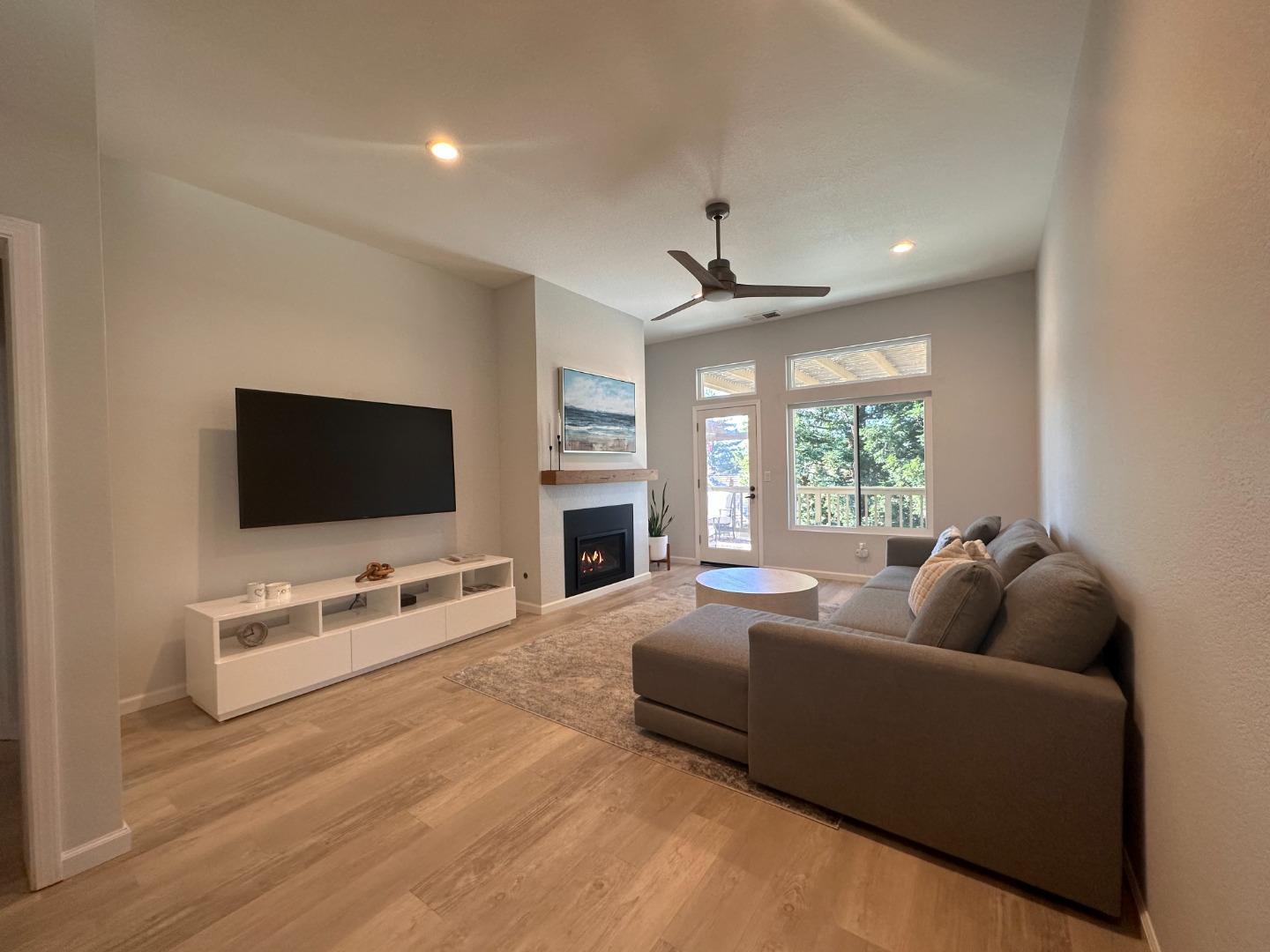 Neighborhood Neighborhood-46