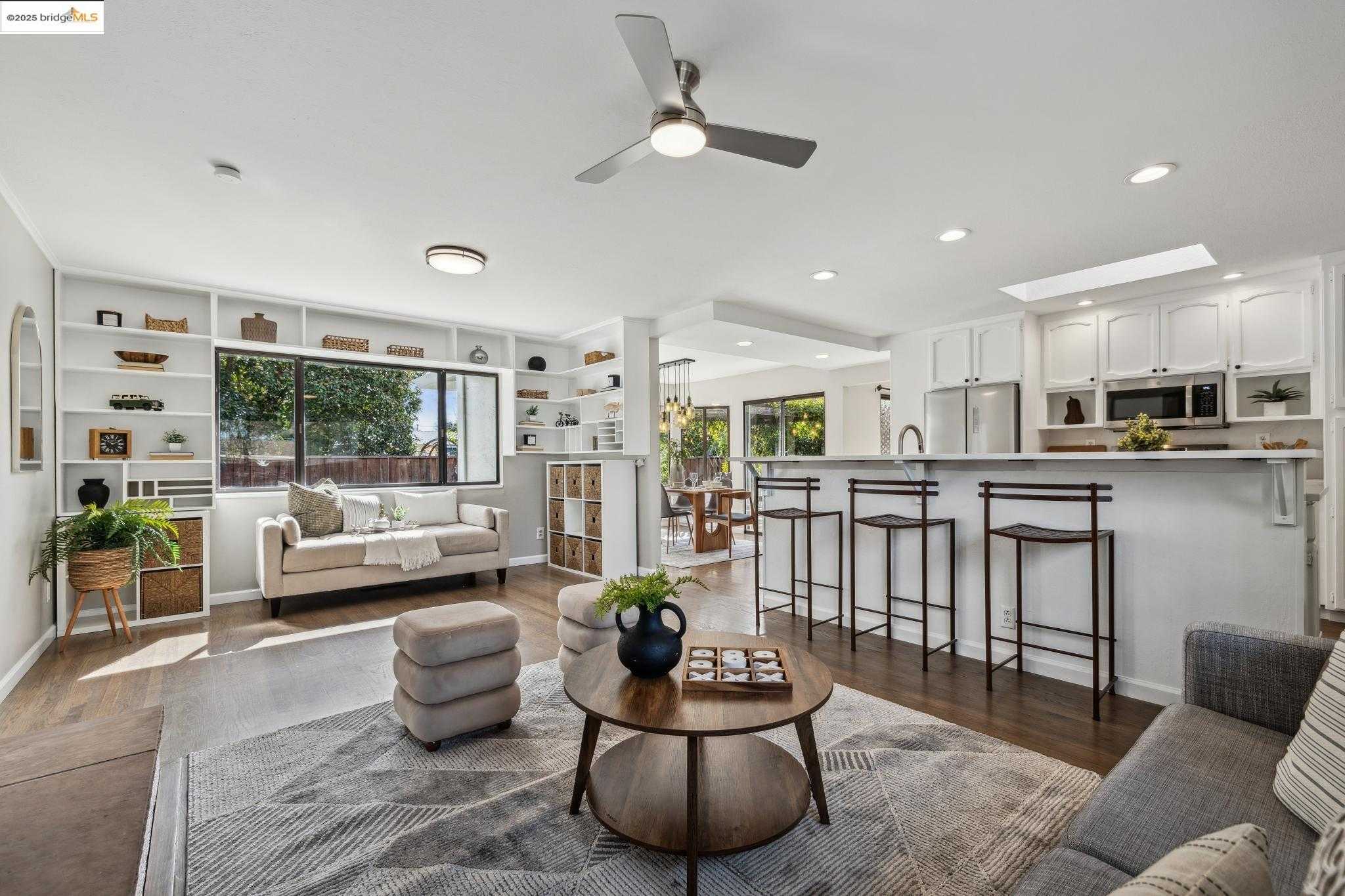 Neighborhood Neighborhood-22