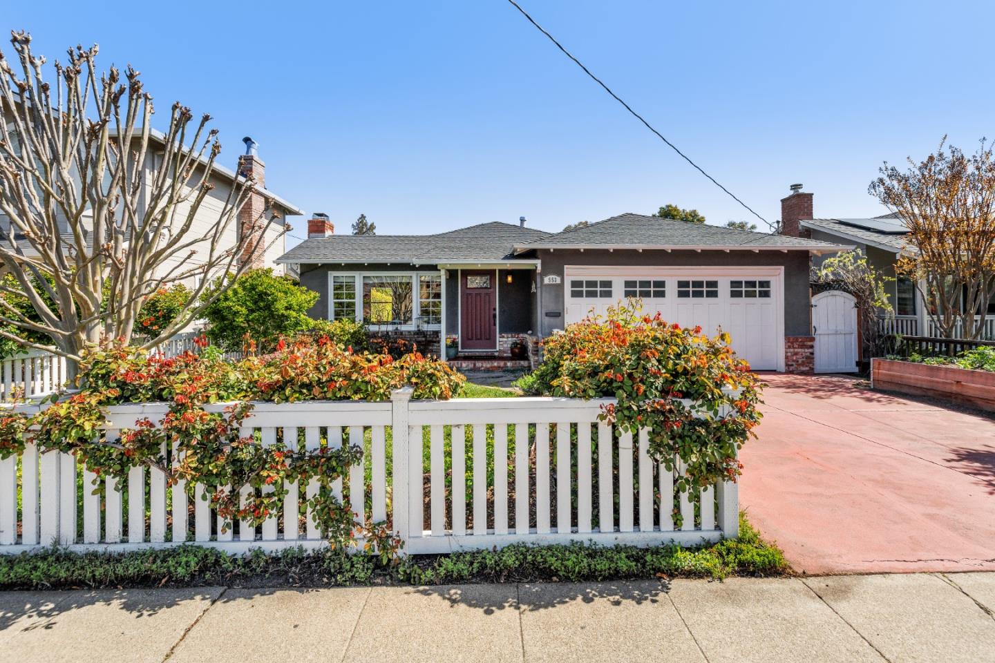 Neighborhood Neighborhood-16