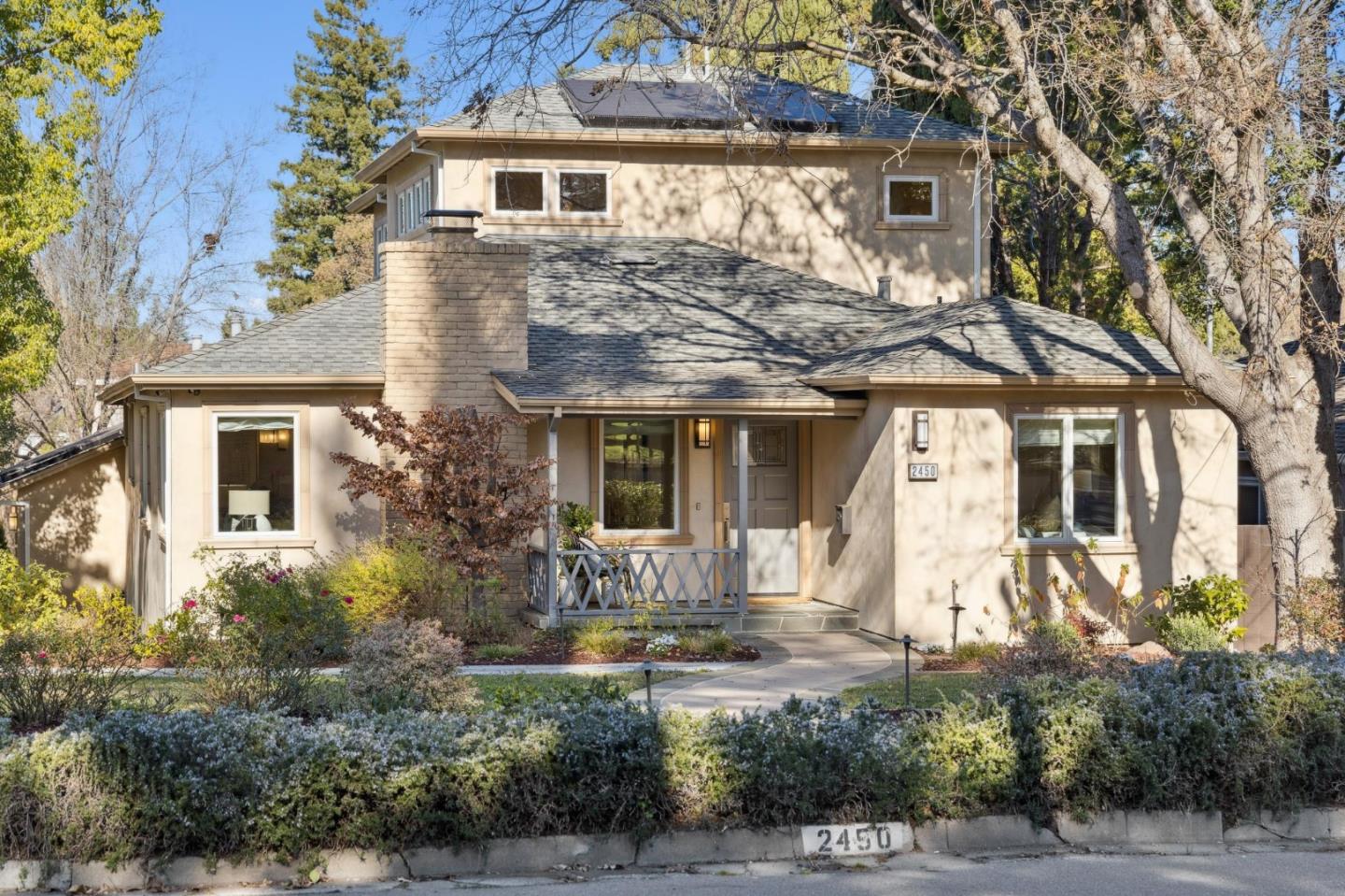 Neighborhood Neighborhood-95