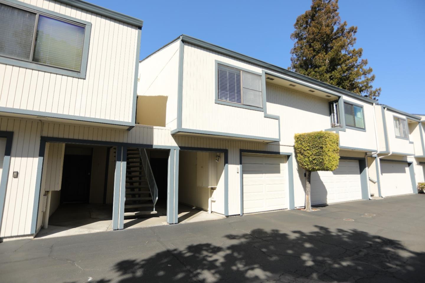 Neighborhood Neighborhood-19