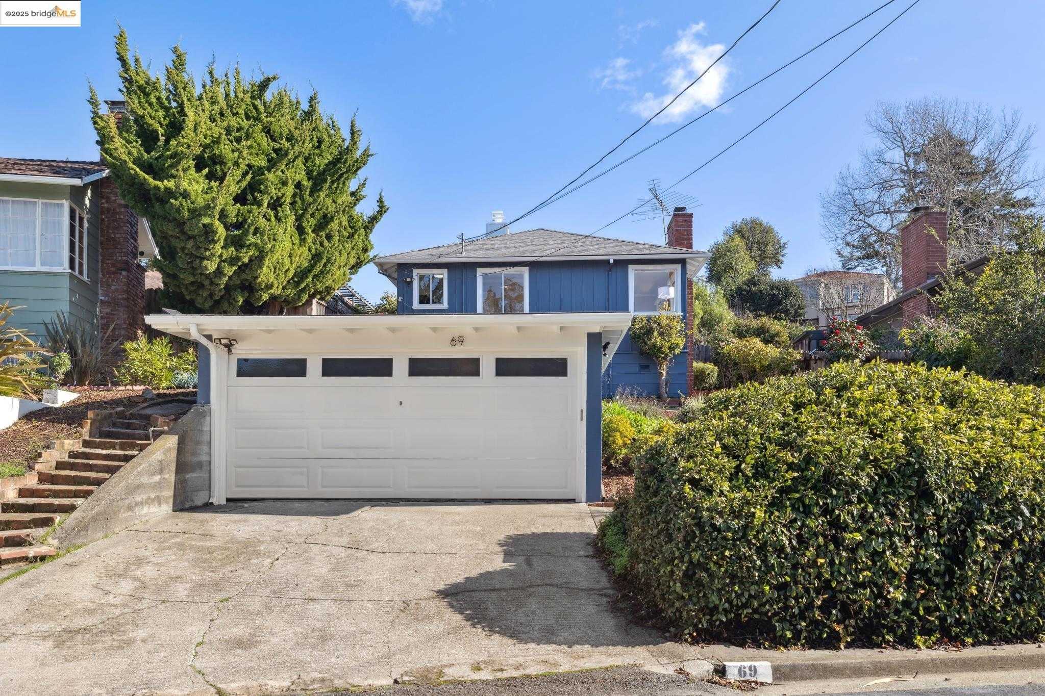 Neighborhood Neighborhood-15