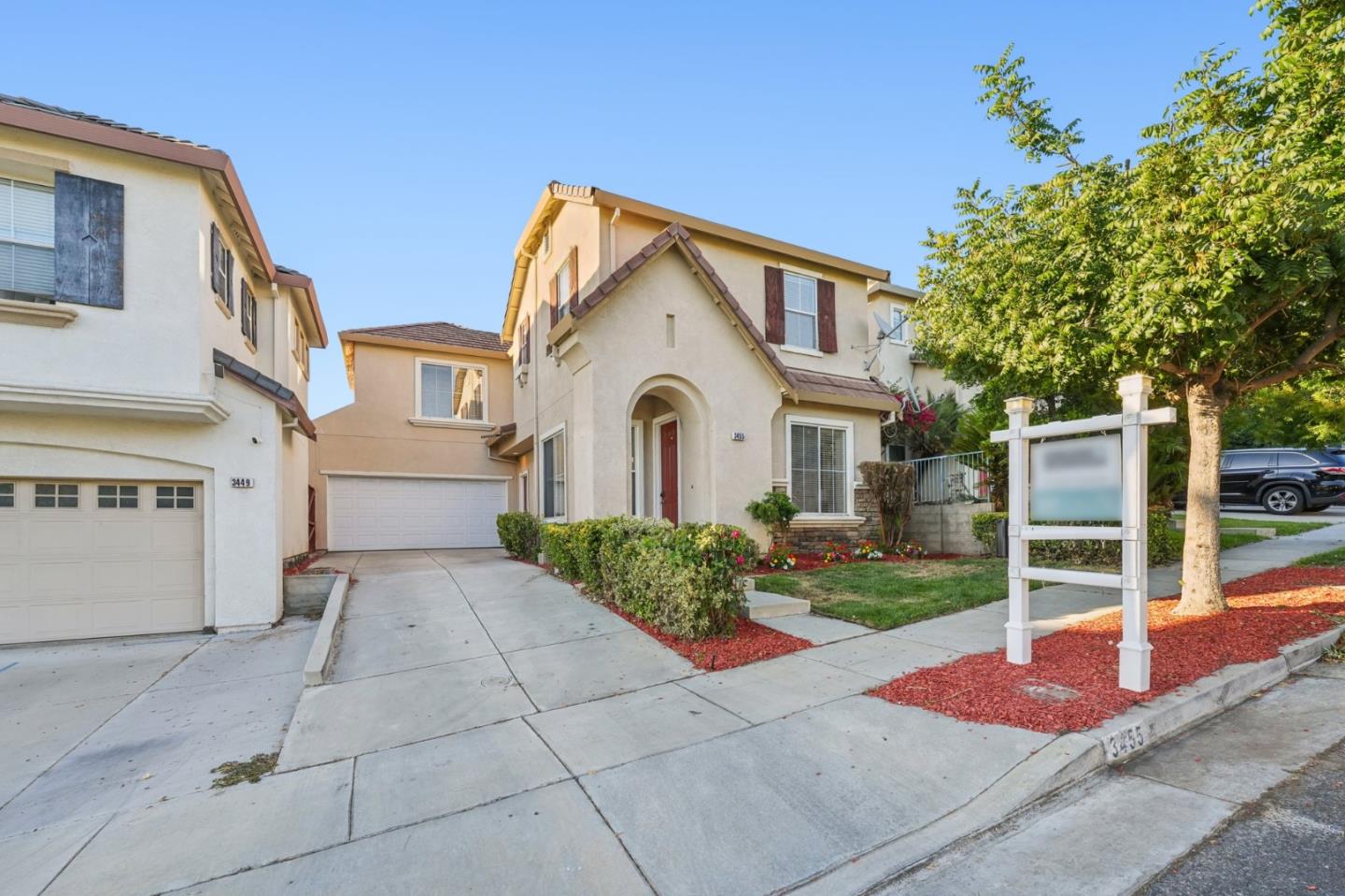 Neighborhood-6