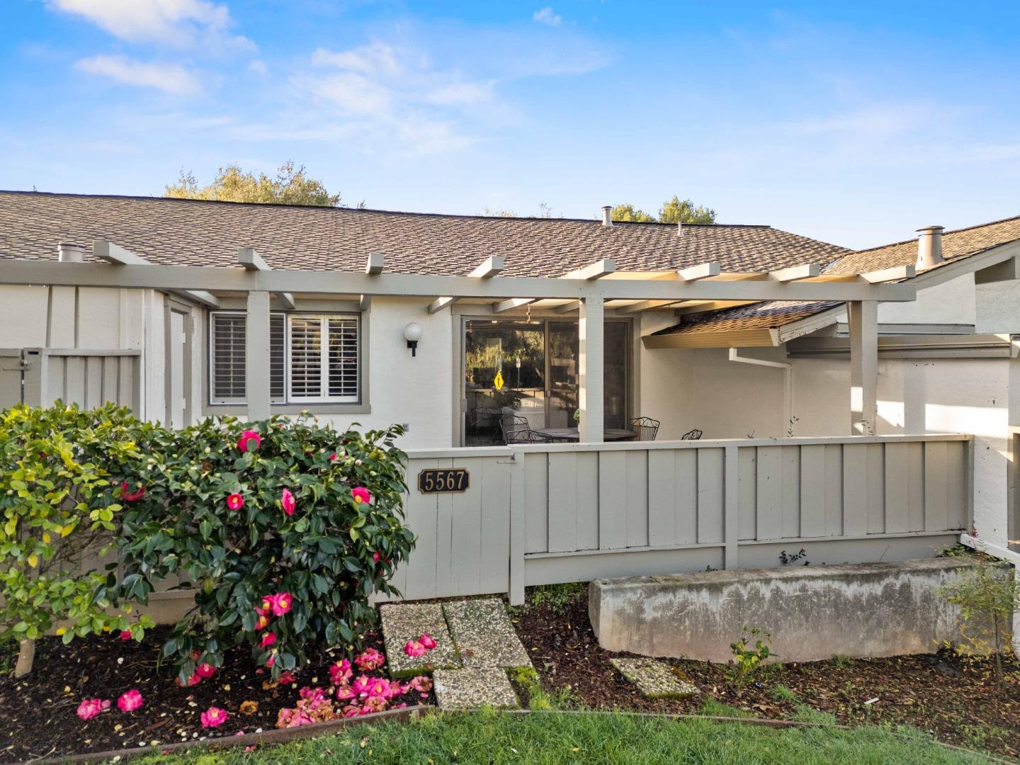 Neighborhood Neighborhood-107