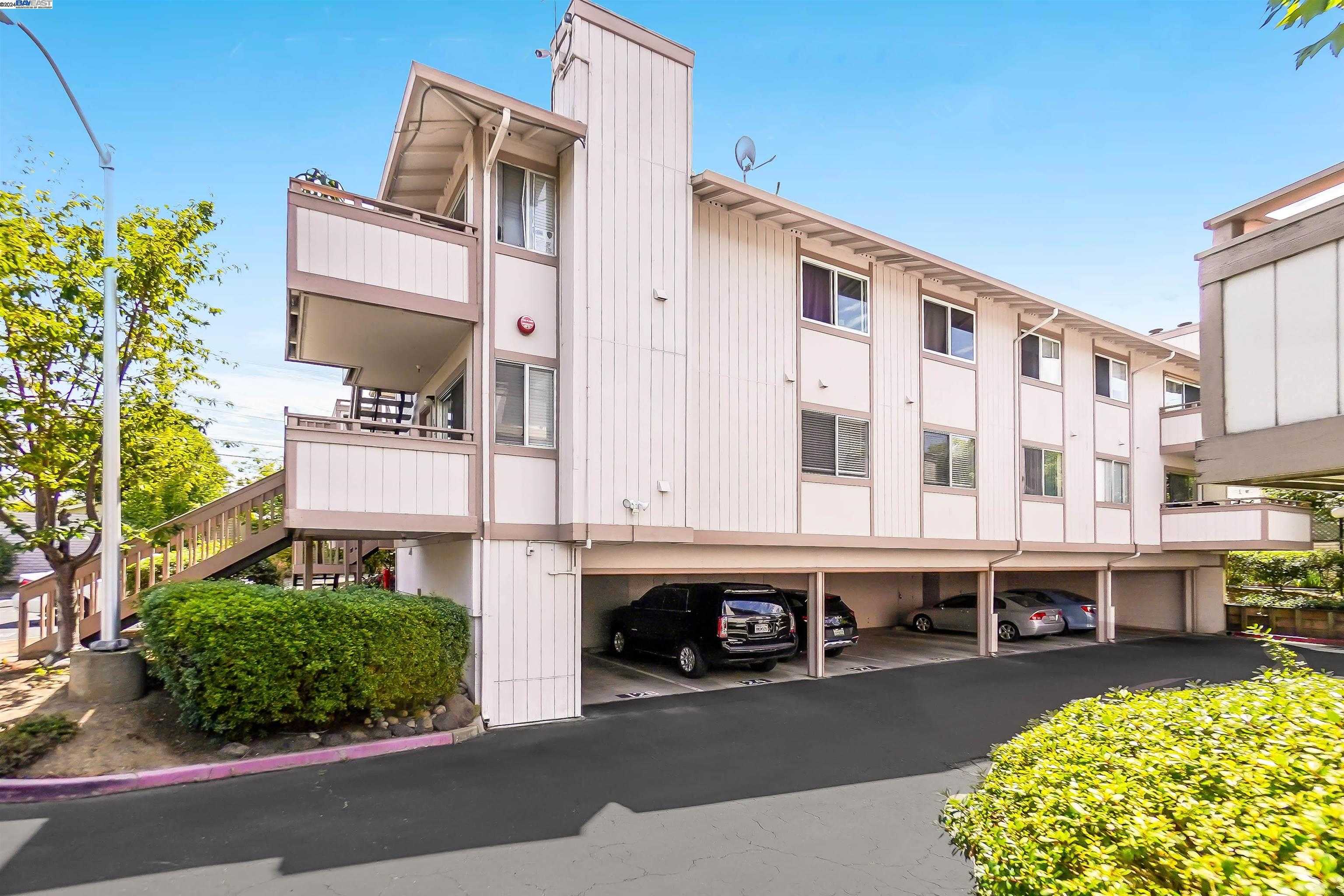 Neighborhood Neighborhood-7